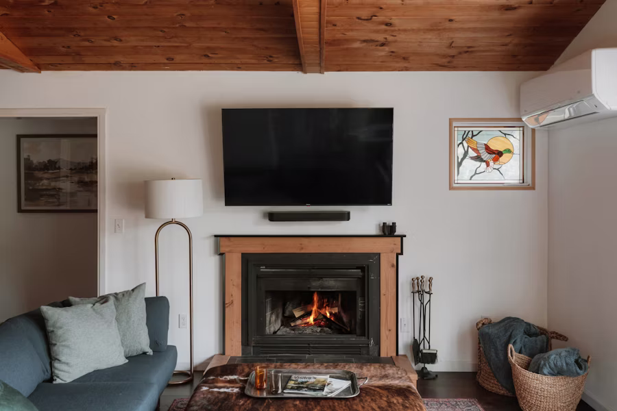 Living room in a home refinanced through United Financial